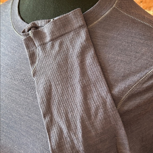 🇨🇦 🐑 🍋 Swiftly Wool Long Sleeve 🍋 🐑 - Picture 4 of 5